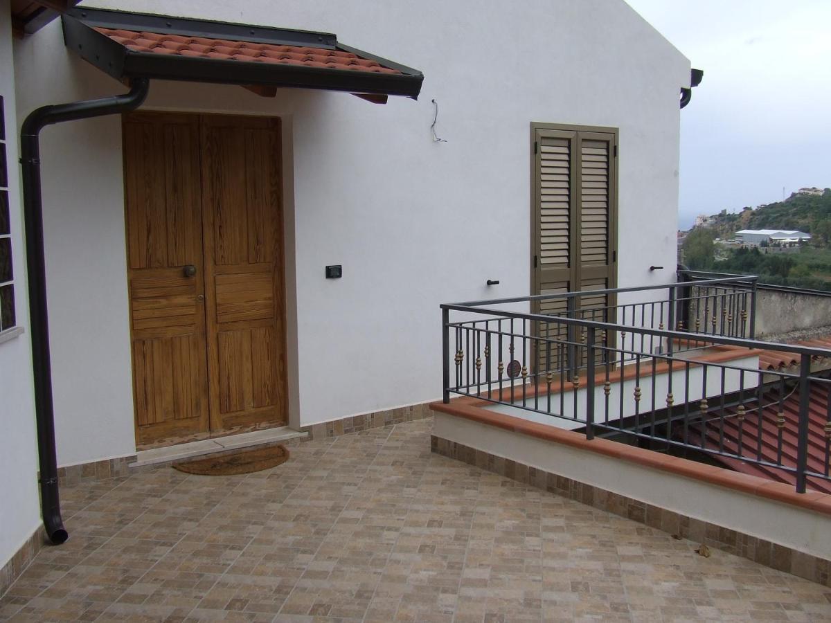 Relax Vista Eolie Apartamento Piraino Exterior foto